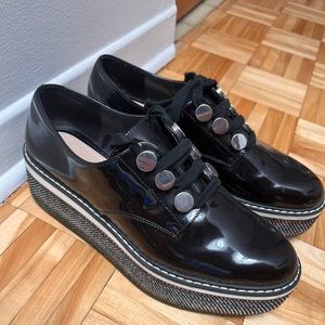 Zara platforms